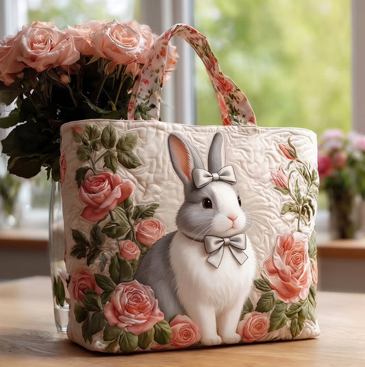 Bolso acolchado hecho a mano con flores rosas