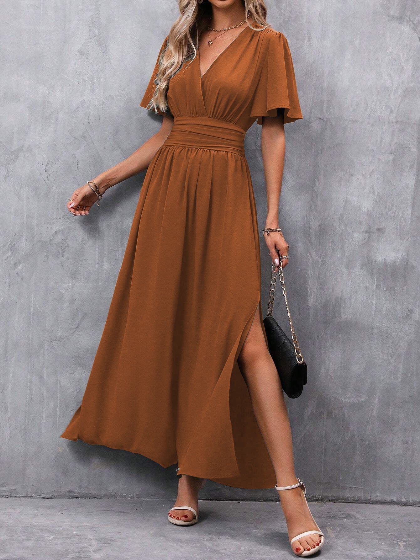 Everly | Elegant V-Neck Maxi Dress