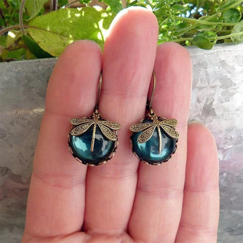 Pendientes esféricos de libélula en dorado antiguo