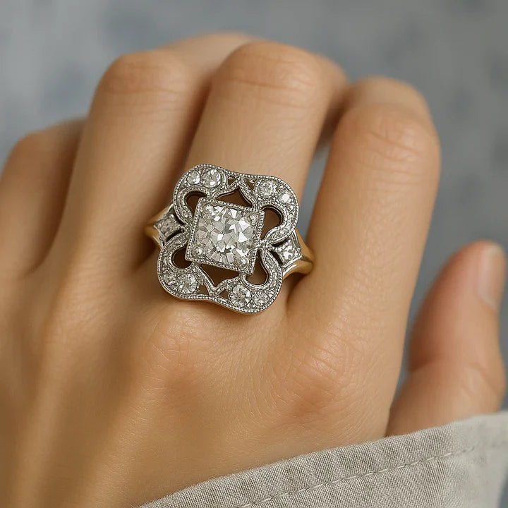 Anillo vintage de circonia